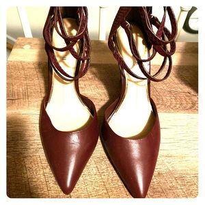 Gianni Bini Leather Pumps